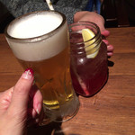 CHEESE SQUARE AVANTI - 生ビールとベリーベリーレモネード（ノンアル）で乾杯♪