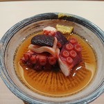 寿司 中川 - タコ･･･出汁で柔らかく煮られて美味しい