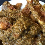 ♪ビックチキンがジグザグに重なっています...