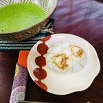 虎屋菓寮 - 三島茶碗と六兵衛提灯繋ぎ