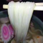 うどん本陣 山田家 - 熱さに負けない でもしなやかなこの麺は長い伝統のお店ならでは