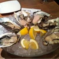 BELON 渋谷店 - 生牡蠣盛り合わせ６P　（３種類×２P）