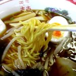 中華そば 金ちゃん - 麺は意外としっかりしたもの！