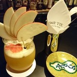 バー タイ - 林檎のカクテル