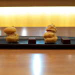 リストランテオット - 栗のプチシュークリームと、チョコレートで可愛らしくシメ