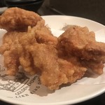 創作料理 けんけん - 鶏の唐揚げ