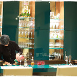 ソウルドレッシング - カクテルを作ってくれたスタッフさん