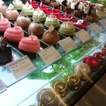 カズノリ イケダ アンディヴィデュエル 南町通店 - 前に食ったピンクのハート❤