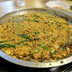 동대문부추곱창 - ポックンパ(焼き飯)1人前3000₩　※写真は3人前