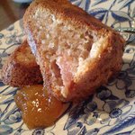 まめすず - 桃とココナッツのケーキ（桃スプレッド添え）