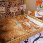 手作りパン工房・クルミ - 店内