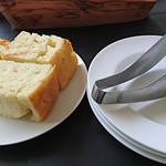 Jikasei Namamen Senmon Premium Pota Pasta Cafe Resort - 自家製フォカッチャ   サービス