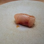 すし処 みや古分店 - カンパチ