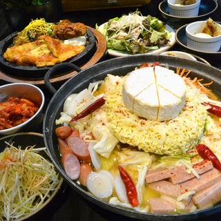 選べるお鍋と石板サムギョプサルコース 税込4000円 飲み放題付 李朝園 江坂店 江坂 韓国料理 食べログ 選べるお鍋と石板サムギョプサルコース 税込4000円 飲み放題付 李朝園 江坂店 江坂 韓国料理 食べログ