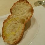 ダンドロ ダンドロ - 前菜のパン