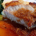 カフェ＆ガーデン しらさぎ邸 - ポークステーキ断面