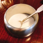 ブライトン ティー ルーム - 砂糖はグラニュー糖でした