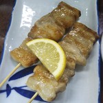 鶴亀 - 豚バラ２本 ２８０円(税込)(2018年11月14日撮影)