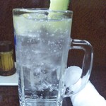 鶴亀 - チューハイ ３００円(税込)(2018年11月14日撮影)