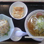 川瀬屋 - ラーメン定食 800円