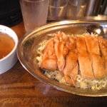 スタミナチキンソテー丼 680円+オニオンスープ 50円