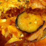 RORO - ナスとベーコンのトマトソースオムライス