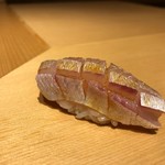 鮓職人 秦野よしき - カスゴ