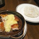 ジェンコバル - チキンチーズカレー980円