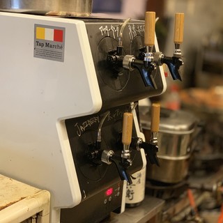 “タップマルシェ”で流行のクラフトビールをたくさん飲める！