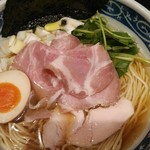 寿製麺 よしかわ - 白醤油煮干しそば