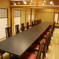 日本料理 大阪光林坊 - 20名様まで御利用頂けるテーブル個室