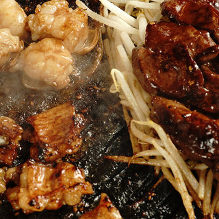 また食べたくなる味！ホルモン光山コース3740円