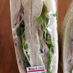 ケーワン - しっとりジューシーなハムサンド！