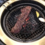 炭火苑 - 壺漬けハラミカルビ