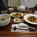 南青山エッセンス - お粥と麺のセット