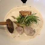 メンヤ モクモク - 泡立 鶏白湯