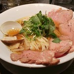 麺屋 ねむ瑠 - 赤鶏と蛤の淡麗チャーシュー麺 醤油味 1,000円