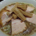 煮干し中華そば 一剣 - メンマをトッピング