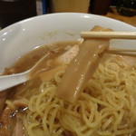 煮干し中華そば 一剣 - よく煮込まれている