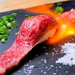 個室で炙り肉寿司を喰らう 今昔物語 栄店