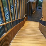 虎屋菓寮 - 木のぬくもり