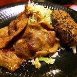 黒豚庵 - 「黒豚のしょうが焼きと薩摩芋コロッケ定食」の本体のみ。