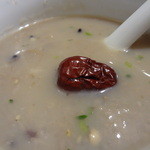 南青山エッセンス - 雑穀米のお粥にナツメを入れて