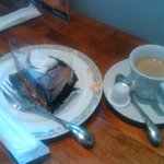 カフェ白樺堂 - ケーキセットはケーキとドリンクを頼んで５０円引き