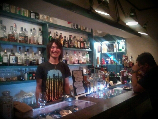 HANGOVERS　SALOON photo 4