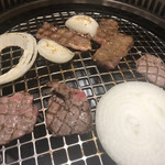 Yakiniku Sai En Juujuu Tei Ion Taun Shuu Nanku Meten - 