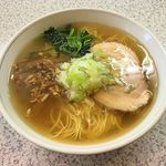 支那そばや - 支那そばや（塩らーめん 750円）