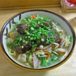 明石食堂 - 2007年１月のソーキ野菜そば(中)