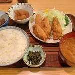 Nanakamado - カキフライ定食