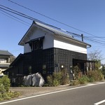 うるかふぇ。 - 店舗外観② 道路西側から